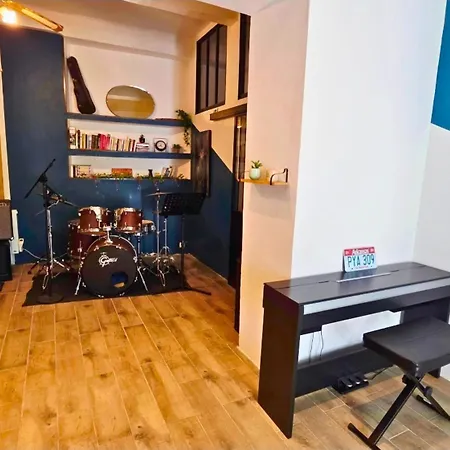 Bas De Maison Atypique Avec Jacuzzi 別荘 *